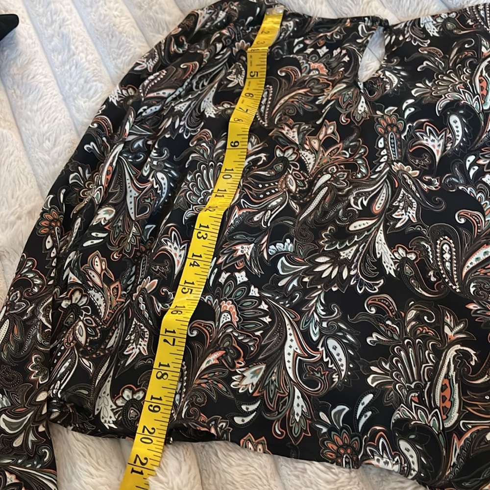 ASTR Paisley Print Crop Top - Size Medium​ - Picture 6 of 8